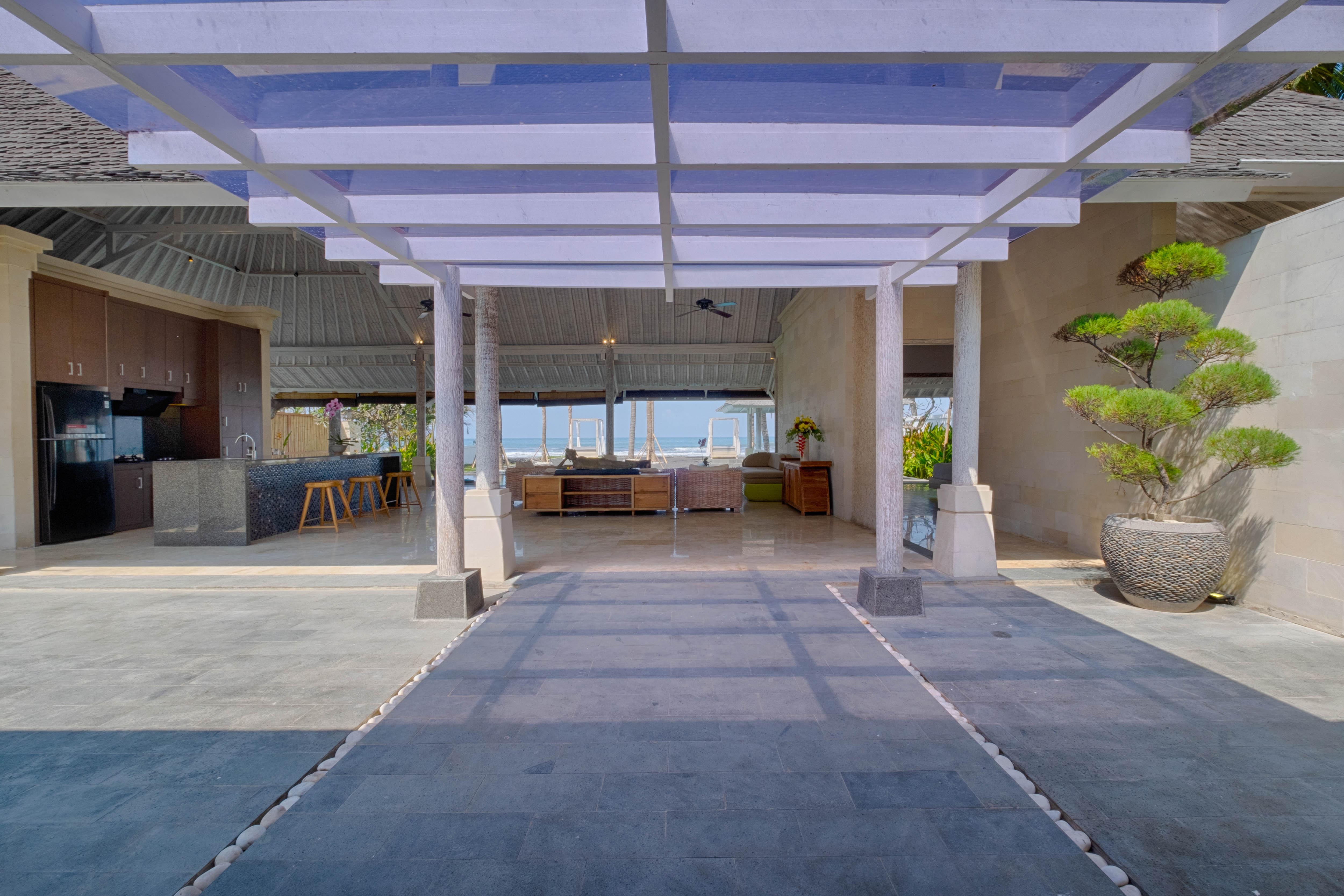 Kutus Kutus Saba Beach Villa Sukawati Exterior foto